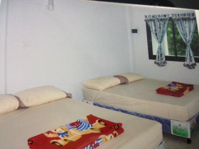 Roong Arun Resort Chaiya Экстерьер фото